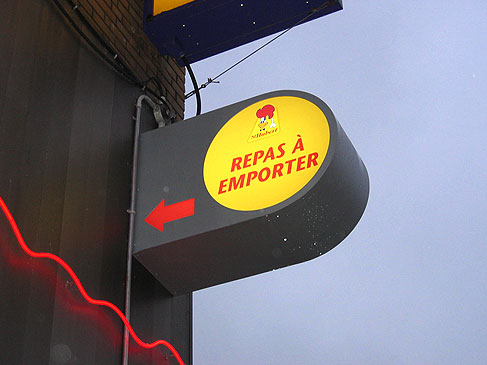Groupe BLH, enseigne, signalisation, lettrage, design graphique, borne, mobilier urbain, lutrin