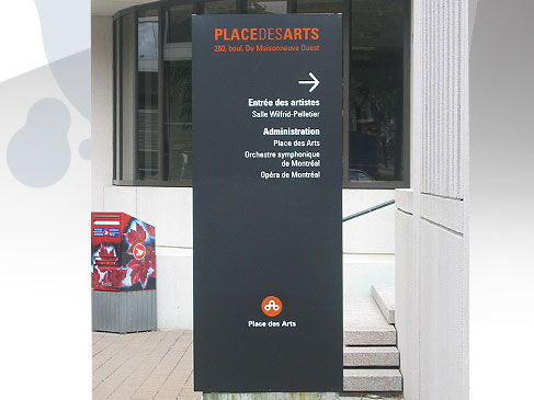 Groupe BLH, enseigne, signalisation, lettrage, design graphique, borne, mobilier urbain, lutrin