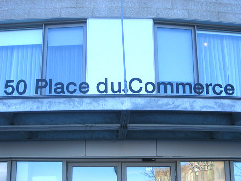 Groupe BLH, enseigne, signalisation, lettrage, design graphique, borne, mobilier urbain, lutrin
